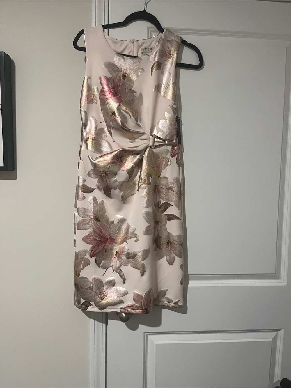Sleeveless Floral Sheath Dress in Blush and Metallic Accents